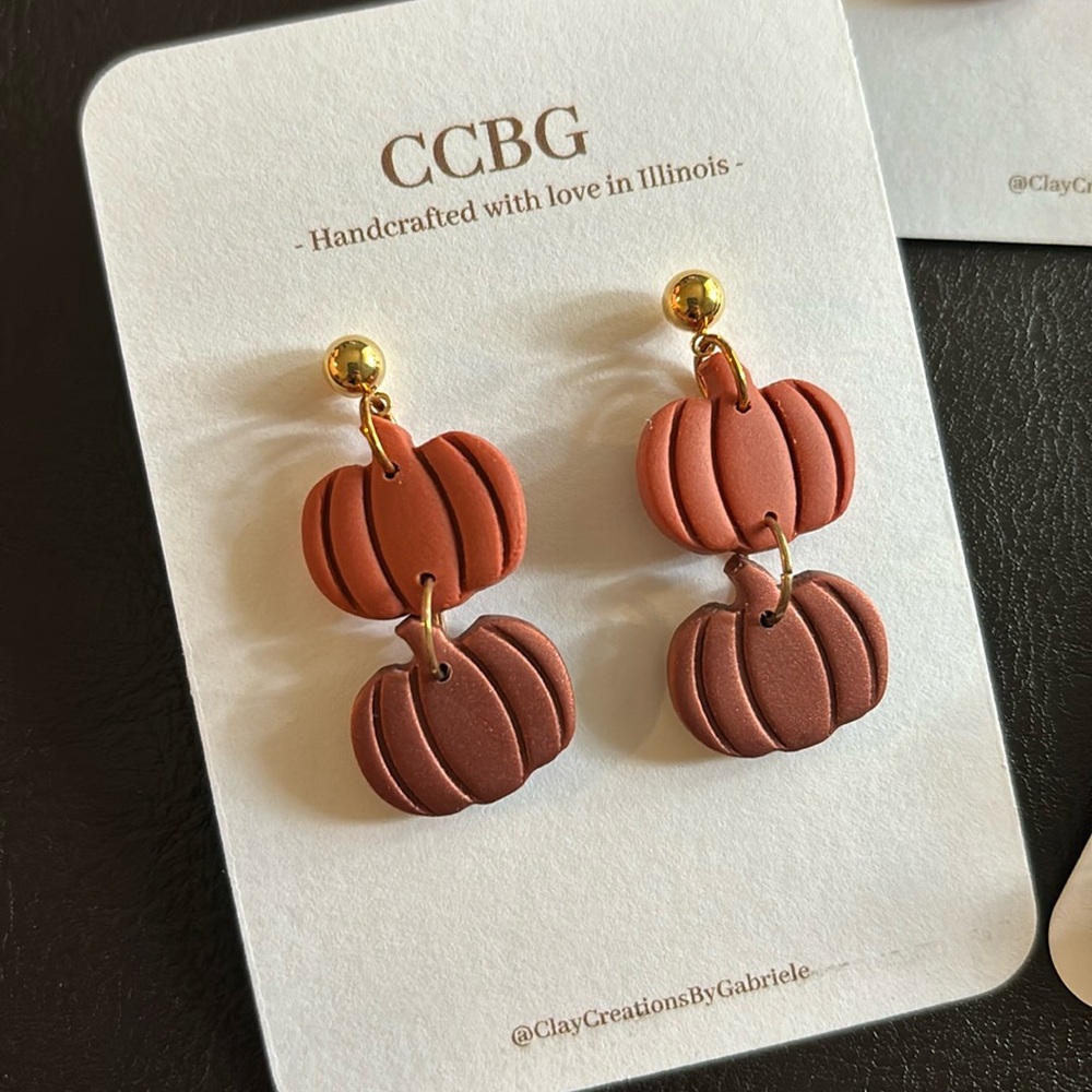 2-tier pumpkin earrings